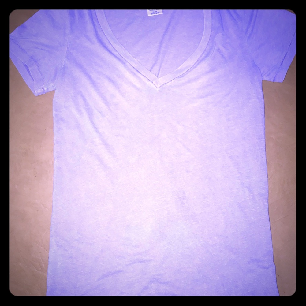 VS Pink V-Neck